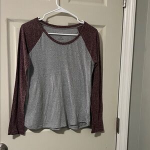 Women's Aeropostale Gray and Maroon Long Sleeve Top